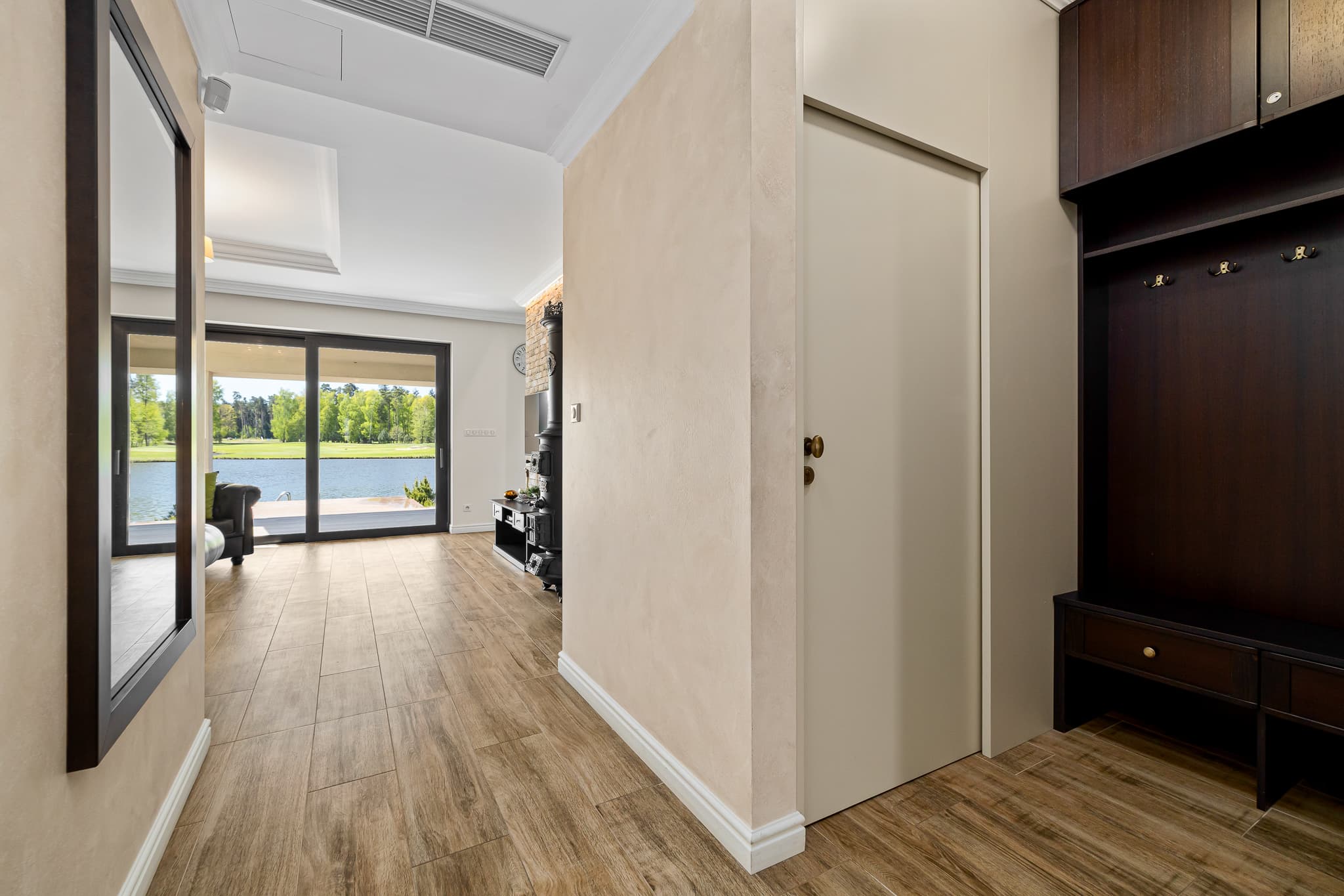 Elegantný dom pri jazere v Penati Golf Resort s výhľadom na ihrisko, Šajdíkove Humence, obrázok 17